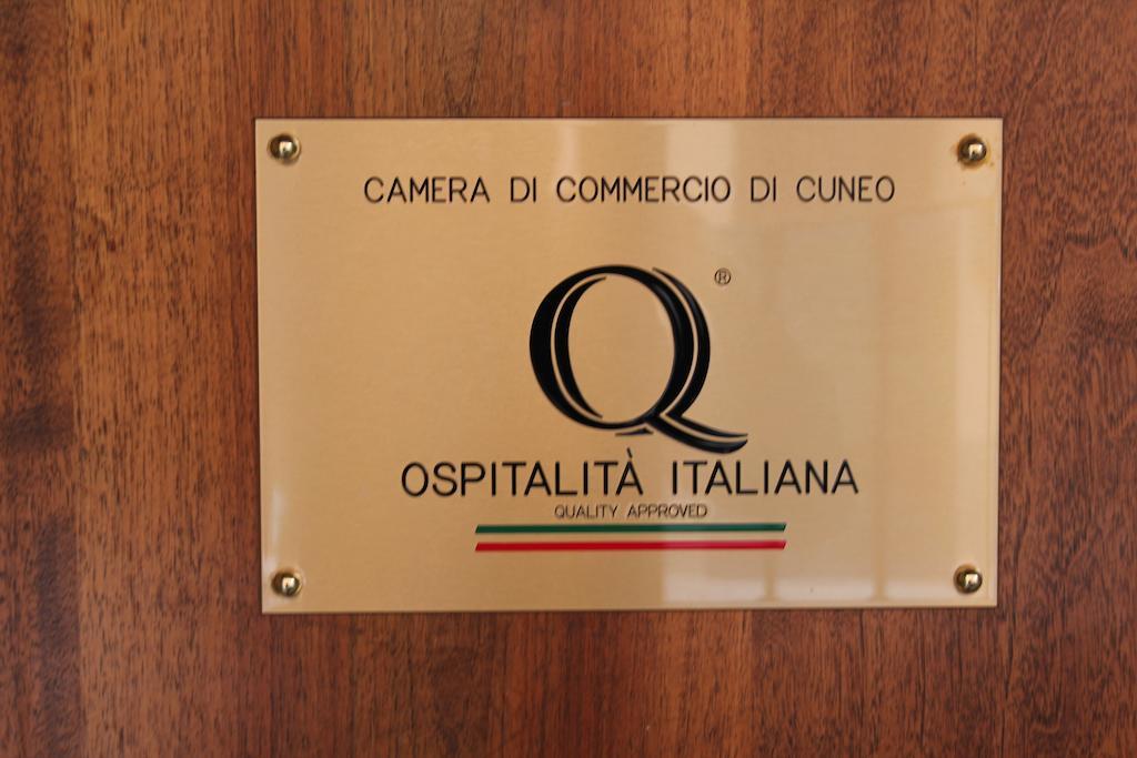 Hotel Porta Santa Maria Busca Exterior foto